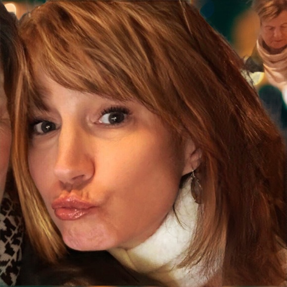 Meet your Posher, Paula - Picture 1 of 1